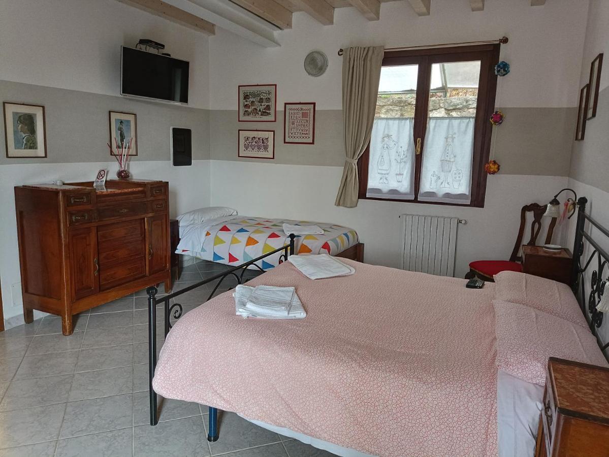 B&B La Casarella Сояно дел Лаго Екстериор снимка